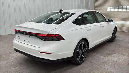Platinum White Pearl 2026 Honda Accord SE