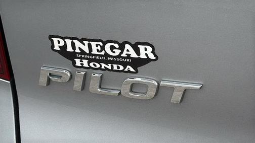 Lunar Silver Metallic 2022 Honda Pilot AWD Special Edition