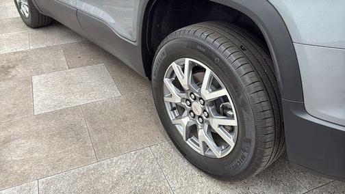 2020 GMC Acadia FWD SLT