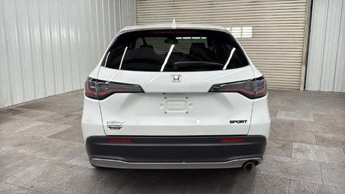Platinum White Pearl 2024 Honda HR-V Sport