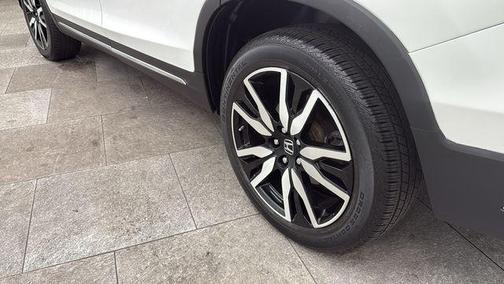 2022 Honda Pilot AWD Elite