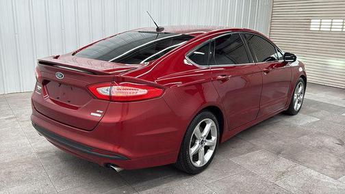 Ruby Red Metallic Tinted Clearcoat 2016 Ford Fusion SE