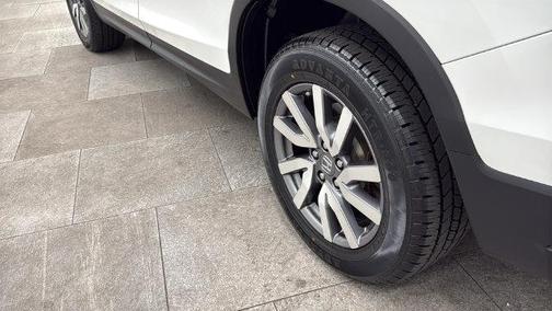 Platinum White Pearl 2020 Honda Pilot AWD EX