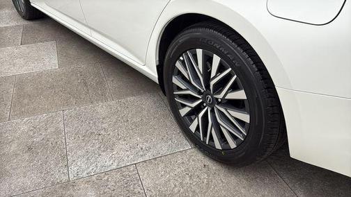 Pearl White Tricoat 2024 Nissan Altima 2.5 SV