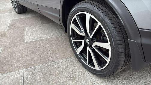 2017 Nissan Rogue Sport SL