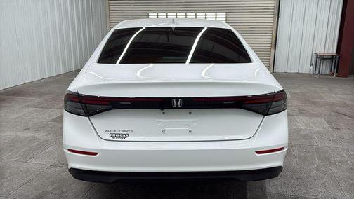 Platinum White Pearl 2025 Honda Accord LX 1.5T