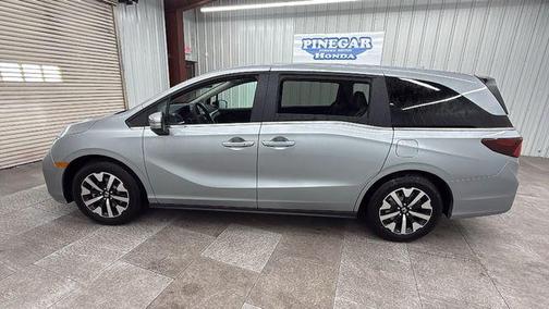 Solar Silver Metallic 2026 Honda Odyssey EX-L