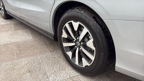 Solar Silver Metallic 2026 Honda Odyssey EX-L