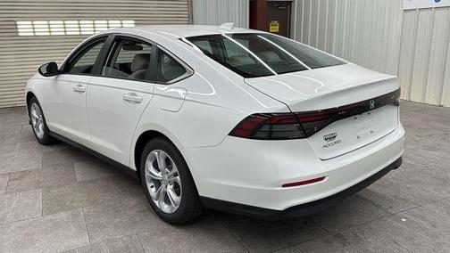 2025 Honda Accord LX 1.5T