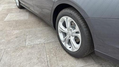 2025 Honda Accord LX 1.5T