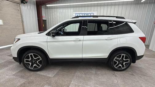 Platinum White Pearl 2022 Honda Passport AWD Elite