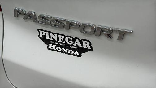 Platinum White Pearl 2022 Honda Passport AWD Elite