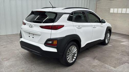 2021 Hyundai KONA SEL