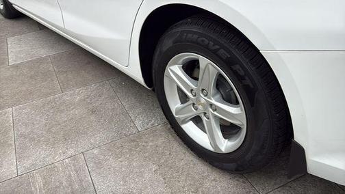 Summit White 2020 Chevrolet Malibu 1LS
