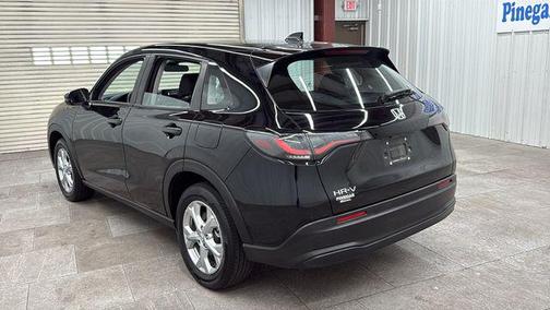 Crystal Black Pearl 2023 Honda HR-V LX