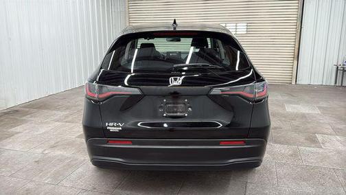 Crystal Black Pearl 2023 Honda HR-V LX