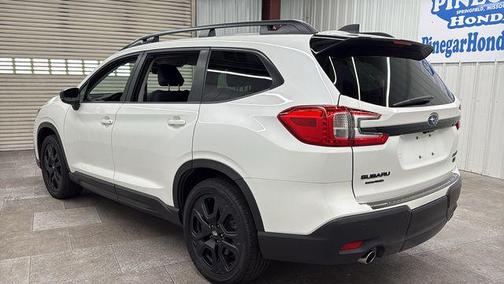Crystal White Pearl 2024 Subaru Ascent Onyx Edition 7-Passenger