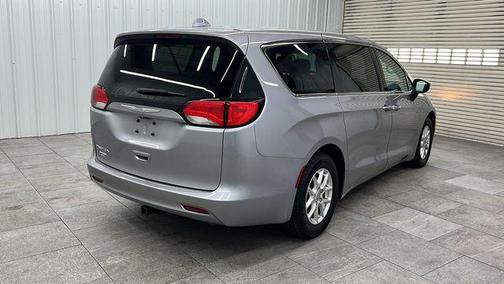 2017 Chrysler Pacifica LX