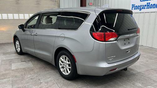 2017 Chrysler Pacifica LX