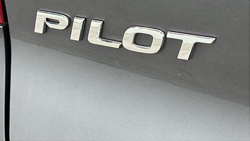 2020 Honda Pilot Touring 8-Passenger