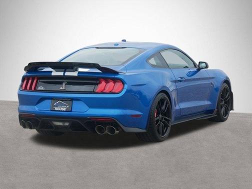 2020 Ford Shelby GT500 Base