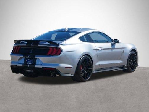 2021 Ford Shelby GT500 Base