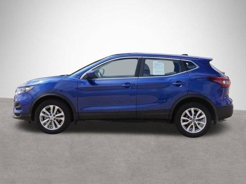 2022 Nissan Rogue Sport S