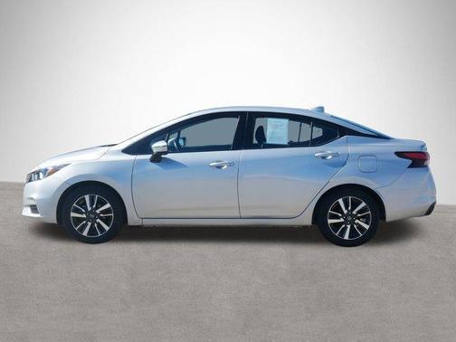 2021 Nissan Versa 1.6 SV