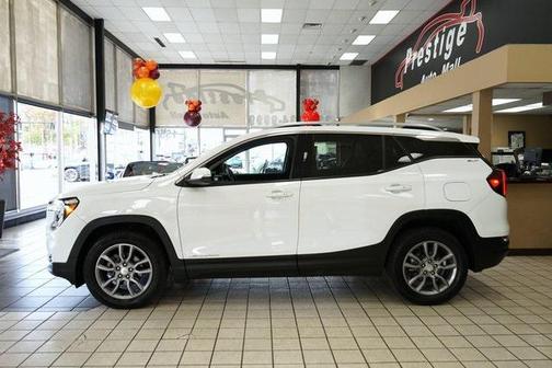 2022 GMC Terrain SLT