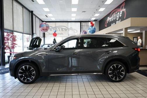 2024 Mazda CX-90 PHEV Premium Plus