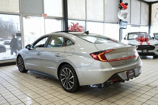 2020 Hyundai SONATA Limited