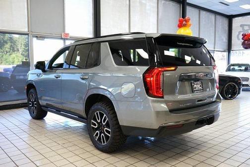 2023 GMC Yukon 4WD AT4