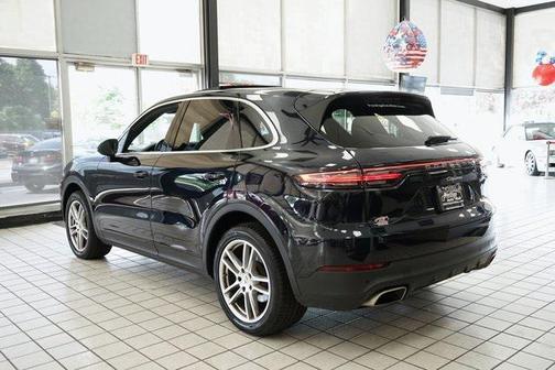 2021 Porsche Cayenne Base