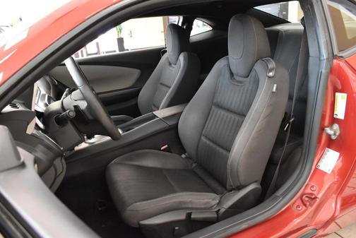 Photo 2 of 44 of 2015 Chevrolet Camaro 2LS