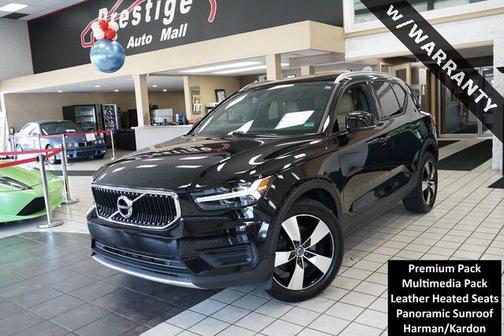 2019 Volvo XC40 T5 Momentum