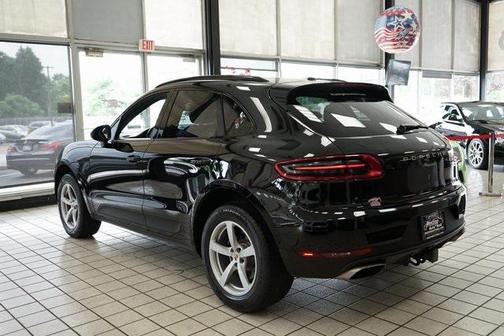2018 Porsche Macan Base