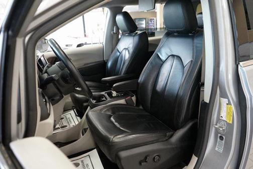 2018 Chrysler Pacifica Touring-L