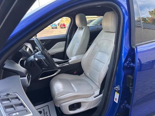 2017 Jaguar F-PACE First Edition
