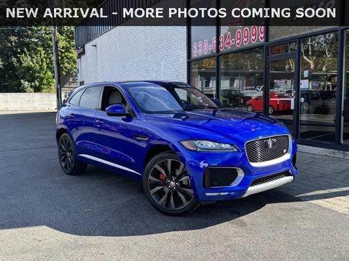 2017 Jaguar F-PACE First Edition