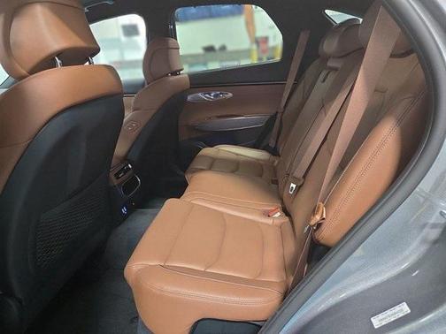 2022 Genesis GV70 2.5T AWD