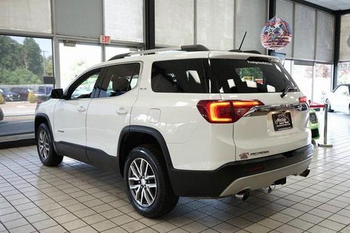 2017 GMC Acadia SLE-2