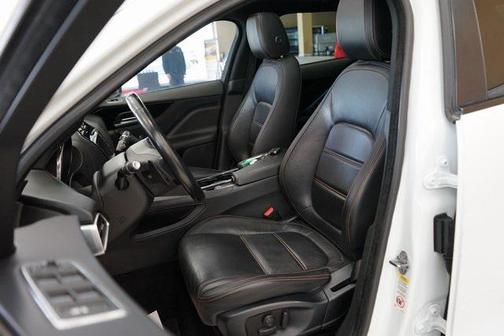 2017 Jaguar F-PACE 20d Prestige
