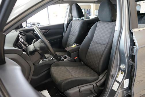 2018 Nissan Rogue Sport SV