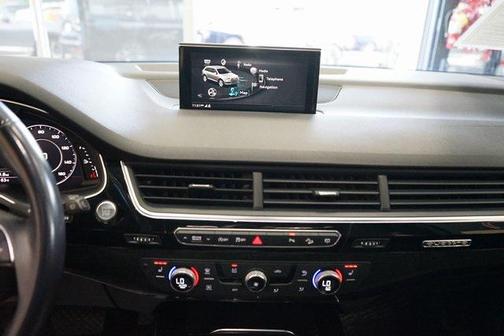 2019 Audi Q7 55 Premium Plus