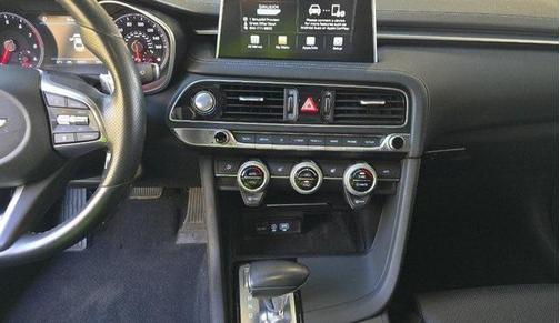 2020 Genesis G70 2.0T