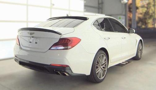 2020 Genesis G70 2.0T