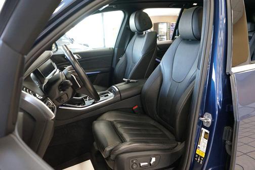 Phytonic Blue Metallic 2021 BMW X5 xDrive40i