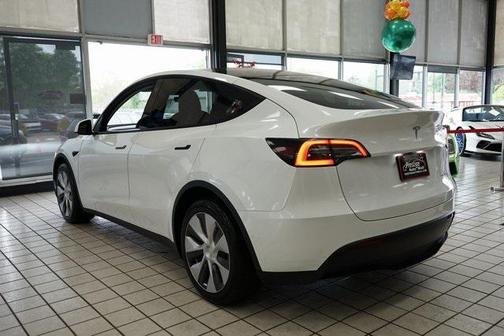 2021 Tesla Model Y Long Range Dual Motor All-Wheel Drive
