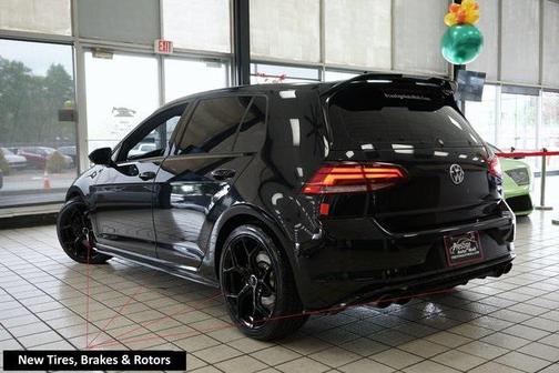 2018 Volkswagen Golf R 2.0T DSG