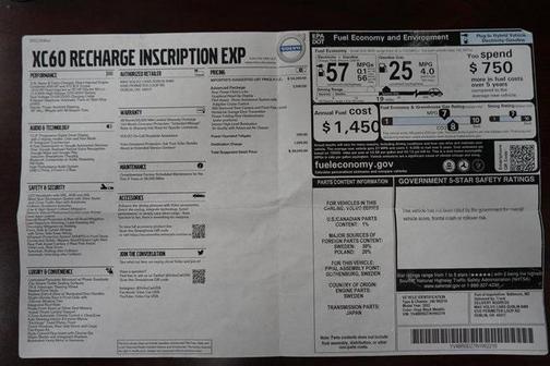 2022 Volvo XC60 Recharge Plug-In Hybrid T8 Inscription Expression